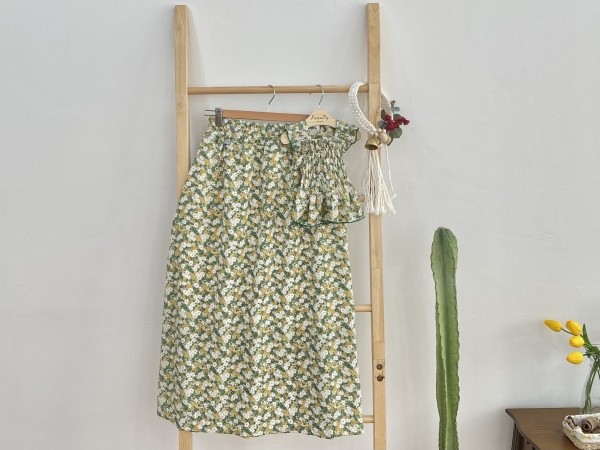 페오펫몰,강아지 쉬폰 플라워스커트(견주용)