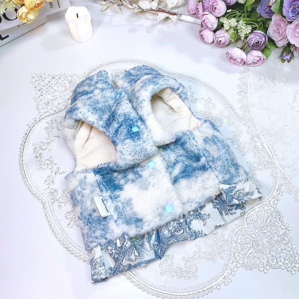 페오펫몰,[감사특가]플로피이얼스,중세프린트 플리스 강아지조끼,애견의류, 강아지겨울아우터,겨울플리스점퍼